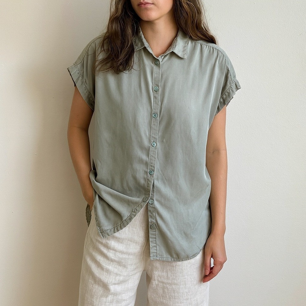 Quince Vintage Wash Tencel‎ Camp Shirt Womens XS Olive Green Button Up High Low